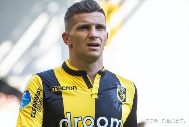 切期待的足 切期待的足