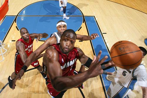 特後的首秀 特後的首秀