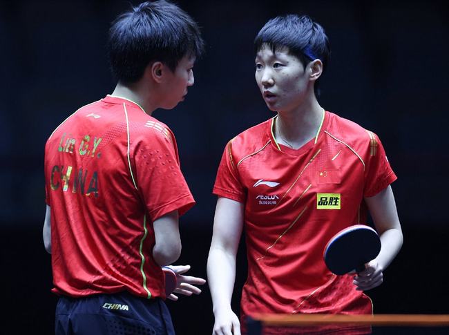 年轻球员成 年轻球员成